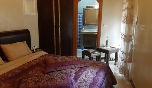 Habitación estándar doble, 1 cama de matrimonio, en una planta alta