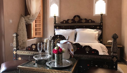Habitación clásica doble, 1 cama de matrimonio, en una planta alta
