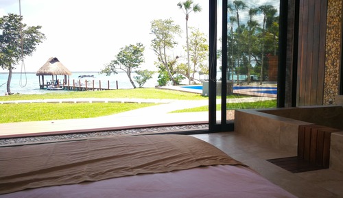 Suite Deluxe, 1 cama de matrimonio grande, bañera, vistas a la laguna