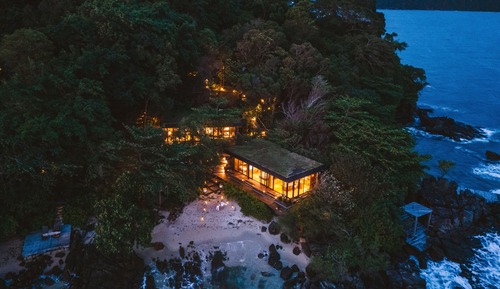 Villa (Beach Retreat)