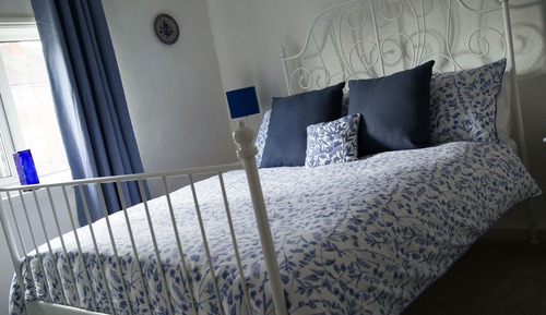 Suite familiar (1 Double Room + 1 Twin Room)
