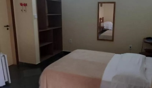 Habitación triple, accesible para personas con discapacidad