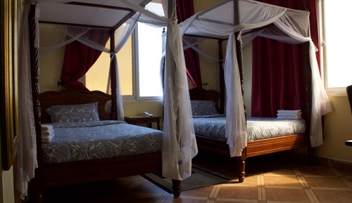 Habitación triple Deluxe, 3 camas individuales, accesible para personas con discapacidad