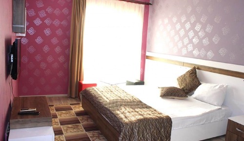 Suite Confort, 1 cama de matrimonio grande, mirando al mar