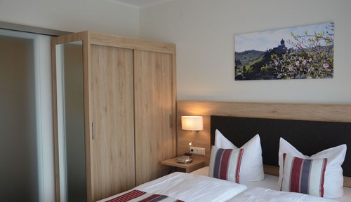 Habitación doble, balcón (small)