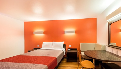 Habitación estándar, 1 cama de matrimonio, accesible para personas con discapacidad, fumadores