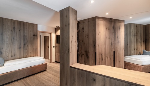 Habitación clásica con 2 camas individuales