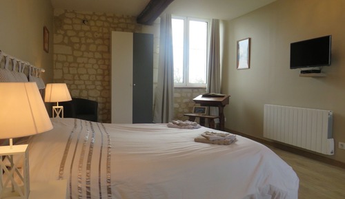 Habitación triple, baño privado (l'Ecolier)