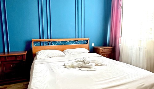 Habitación económica con 1 cama doble o 2 individuales