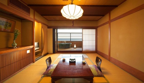 Japanese-style Room with Open-air Bath