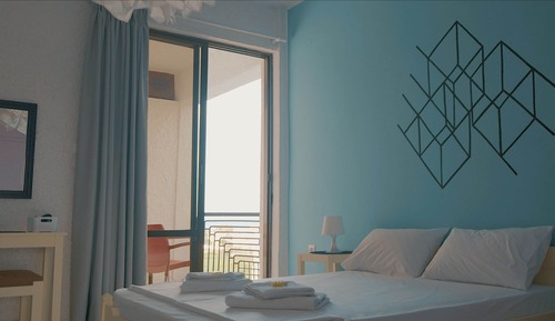 Suite junior, balcón