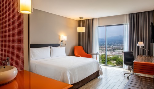 Habitación superior, 1 cama de matrimonio grande, no fumadores