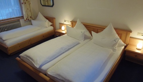 Apartamento, en edificio anexo