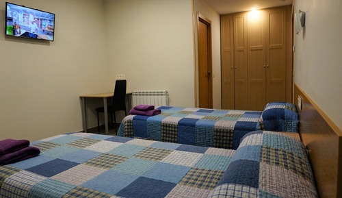 Habitación con 2 camas individuales