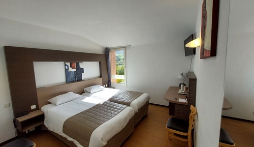 Habitación con 2 camas individuales