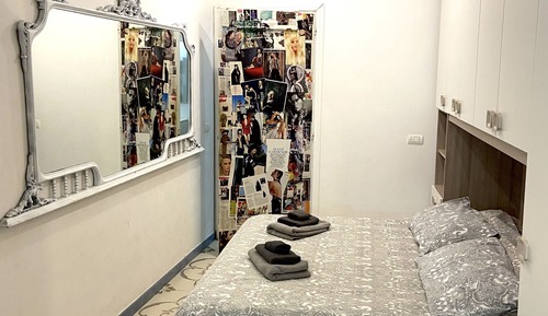 Apartamento, 1 habitación, balcón, en edificio anexo