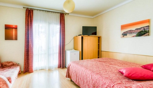 Habitación triple Confort, balcón, vistas al mar