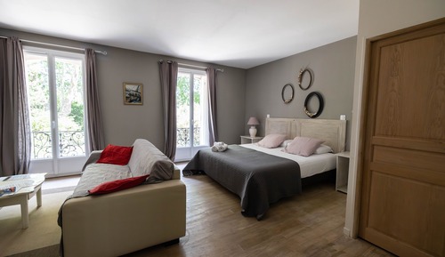 Habitación cuádruple estándar, baño privado, vistas al jardín (Madeloc)