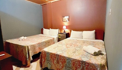 Habitación, 2 camas de matrimonio