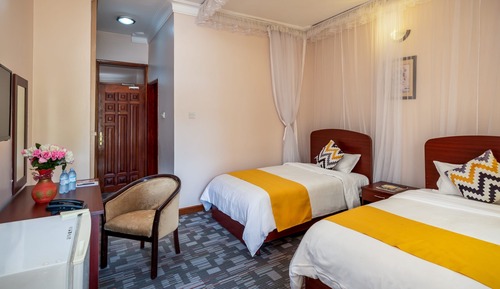 Habitación con 2 camas individuales, varias camas, accesible para personas con discapacidad