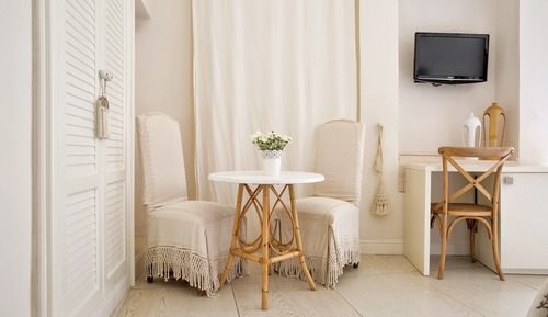 Habitación triple, balcón