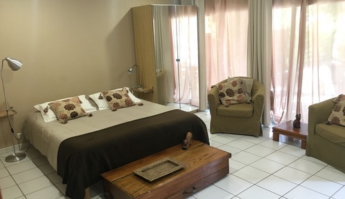 Habitación familiar con 1 cama doble o 2 individuales