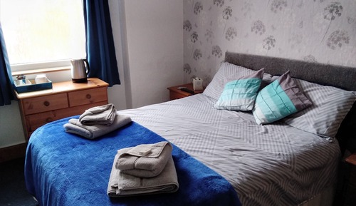 Habitación doble, baño privado (Room 4)