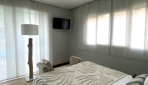 Habitación Deluxe doble, baño privado, vistas a la piscina