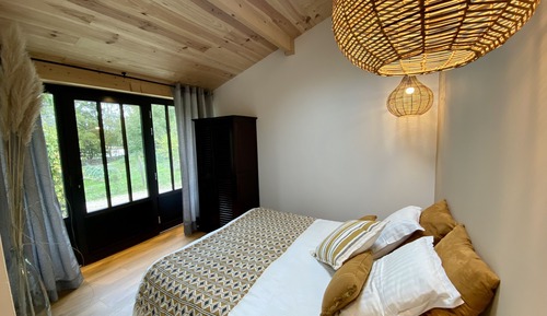 Casa de campo Confort, baño privado, vistas al jardín (Gite de Vacances)