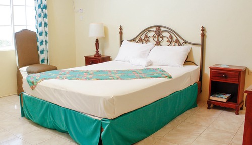 Habitación individual Deluxe, 1 cama de matrimonio, balcón, vistas parciales al mar