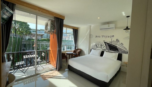Deluxe Double Room with Balcony