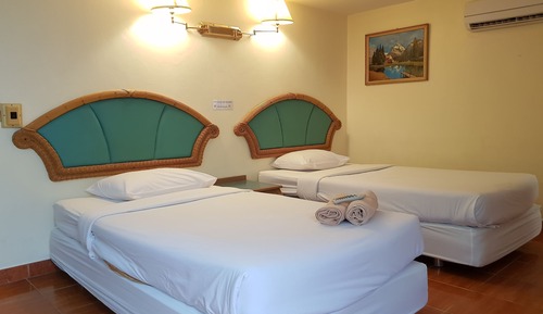 Habitación estándar con 2 camas individuales