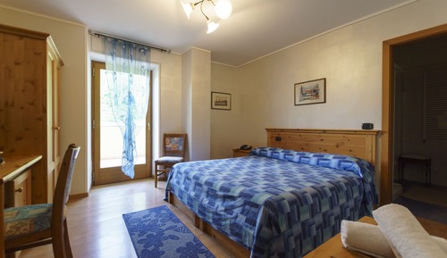 Habitación doble, balcón