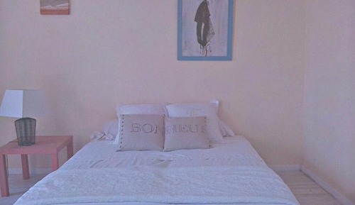 Apartamento clásico, baño privado, vistas a la ciudad (Petit Appartement)