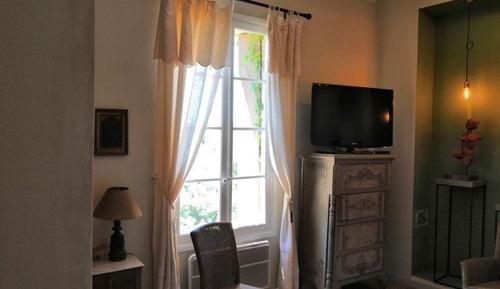 Habitación Deluxe doble, baño privado, vistas al jardín (Chambre Laurier)