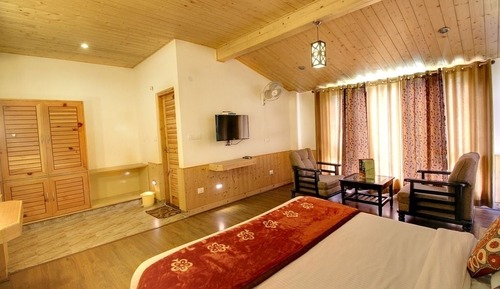 Habitación superior, vistas a la montaña