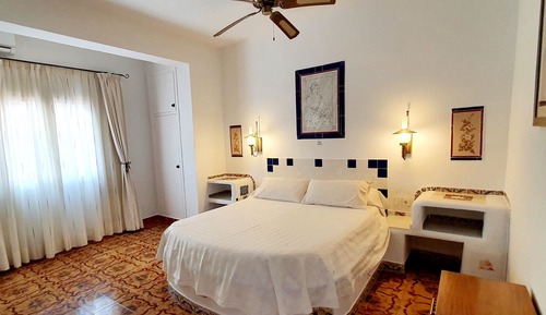 Apartamento familiar, 2 habitaciones, cocina, vistas a la montaña