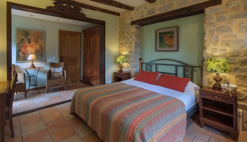 Habitación Confort con 1 cama doble o 2 individuales, baño privado (Jardin)