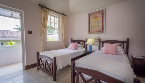 Habitación clásica, 1 cama de matrimonio grande, vistas al patio