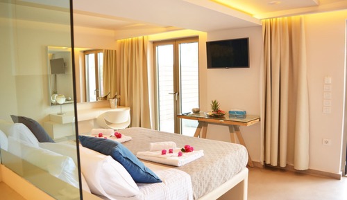 Habitación doble superior, 1 cama de matrimonio grande, vistas al mar