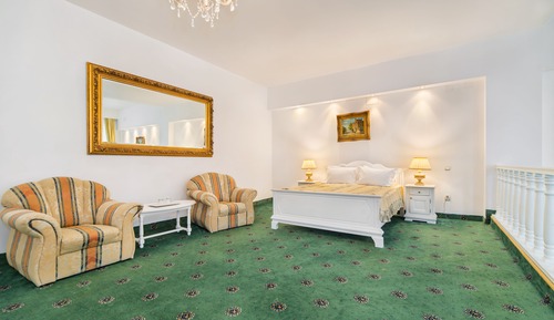 Habitación ejecutiva con 1 cama doble o 2 individuales, 2 camas de matrimonio, balcón