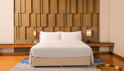 Suite presidencial, 4 habitaciones, balcón, vistas al jardín