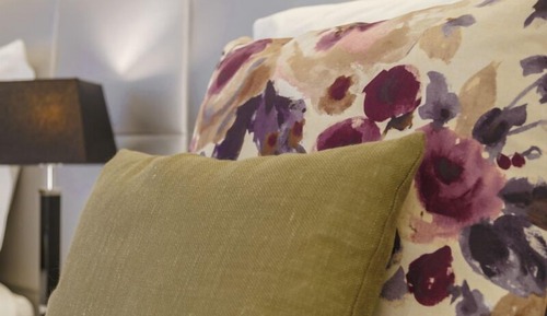 Habitación estándar con 1 cama doble o 2 individuales, balcón