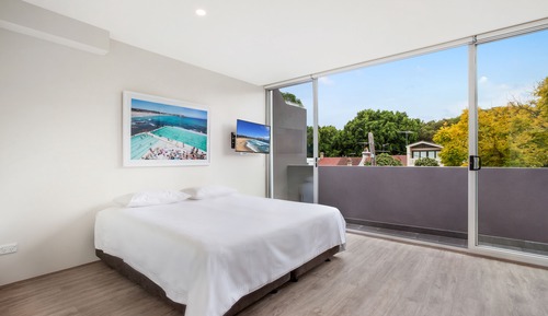 Suite, balcón