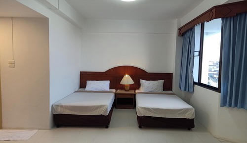 Habitación superior con 2 camas individuales