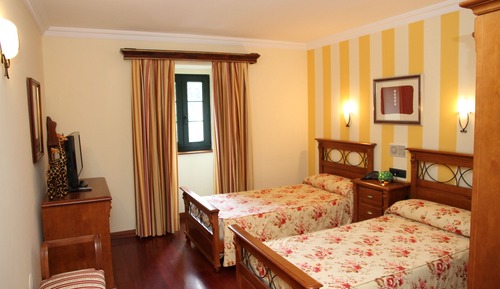 Habitación estándar con 2 camas individuales
