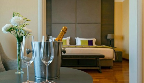 Suite, balcón
