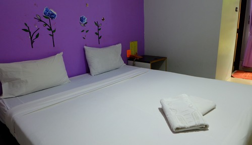 Habitación Confort con 1 cama doble o 2 individuales