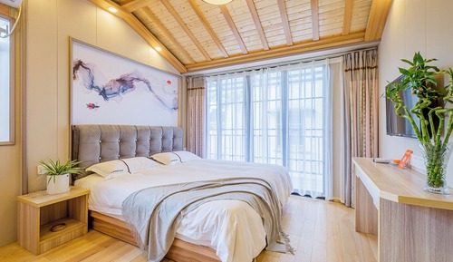 Loft familiar, varias camas, balcón, entresuelo