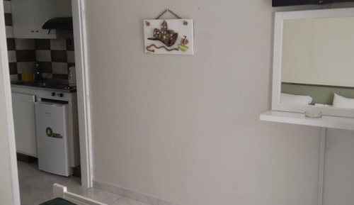 Estudio (2 Adults)